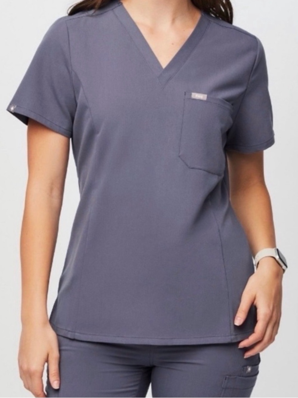 Women's Space Navy Slim
Catarina™ - One-Pocket
Scrub Top
M - Space Navy